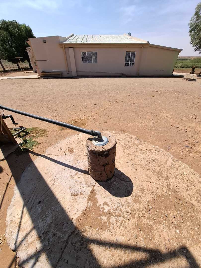 4 Bedroom Property for Sale in Karos Northern Cape